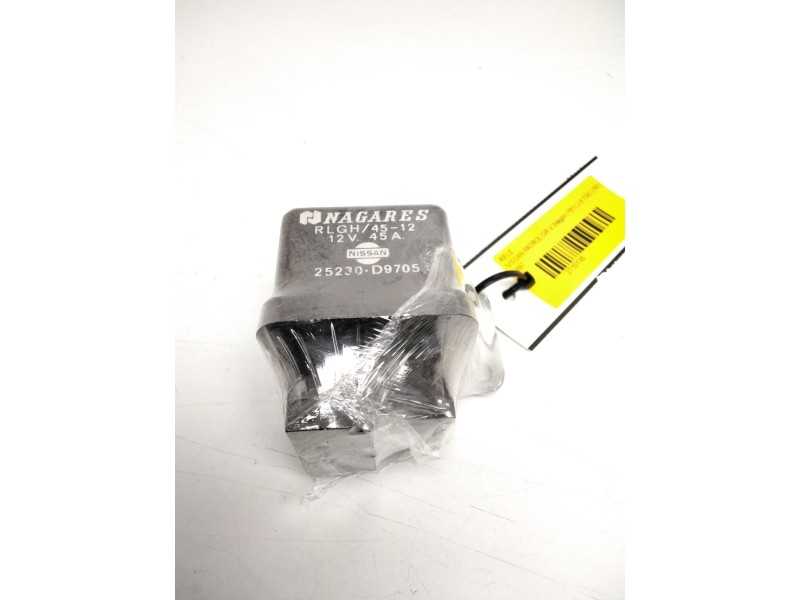 Recambio de rele para nissan patrol gr v wagon (y61) 2.8 tdic (y61) referencia OEM IAM 25230D9705  