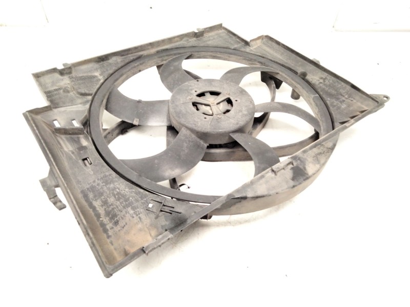 Recambio de electroventilador para bmw 3 coupé (e92) 320 d referencia OEM IAM 7788906  