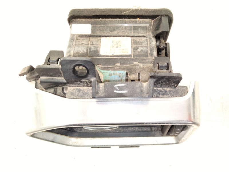 Recambio de aireador derecho para mazda cx-5 2.0 cat referencia OEM IAM   