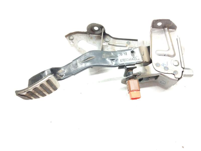 Recambio de pedal embrague para nissan qashqai i (j10, nj10) 1.6 dci referencia OEM IAM E001046X11  