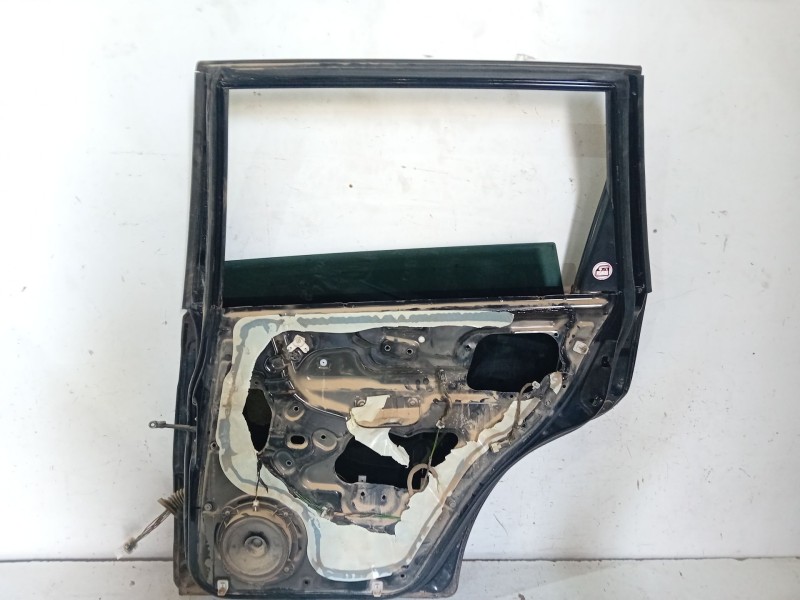 Recambio de puerta trasera derecha para ssangyong rexton w / rexton 2.0 xdi referencia OEM IAM   
