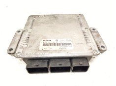 Recambio de centralita motor uce para nissan interstar furgón (x70) dci 90 referencia OEM IAM 8200243785 0282011106 