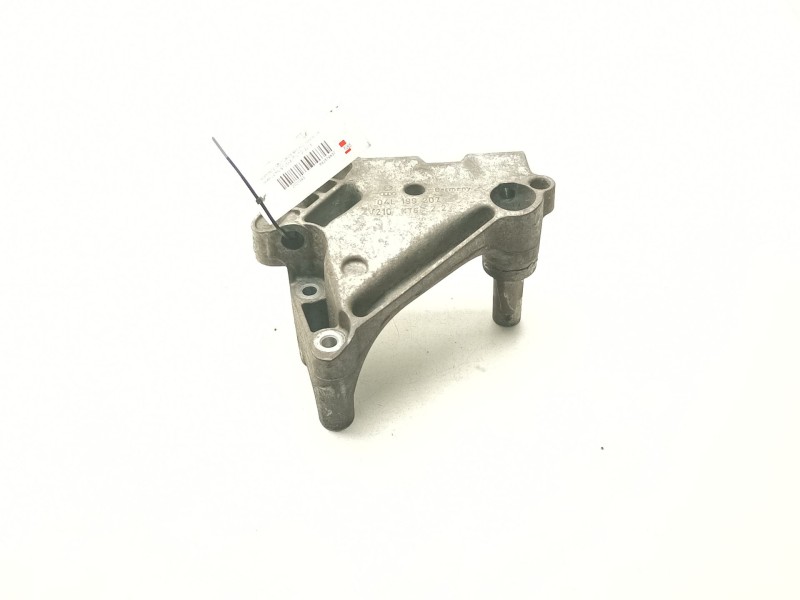 Recambio de soporte motor derecho inferior para seat leon st (5f8) 2.0 tdi referencia OEM IAM 04L199207  