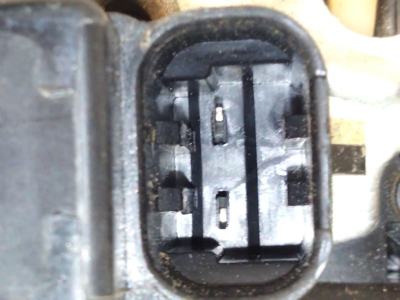 Recambio de cerradura puerta trasera izquierda para ssangyong rexton w / rexton 2.0 xdi referencia OEM IAM   