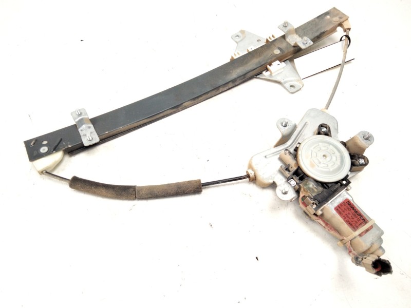 Recambio de elevalunas trasero derecho para ssangyong rexton w / rexton 2.0 xdi referencia OEM IAM 8810008012  