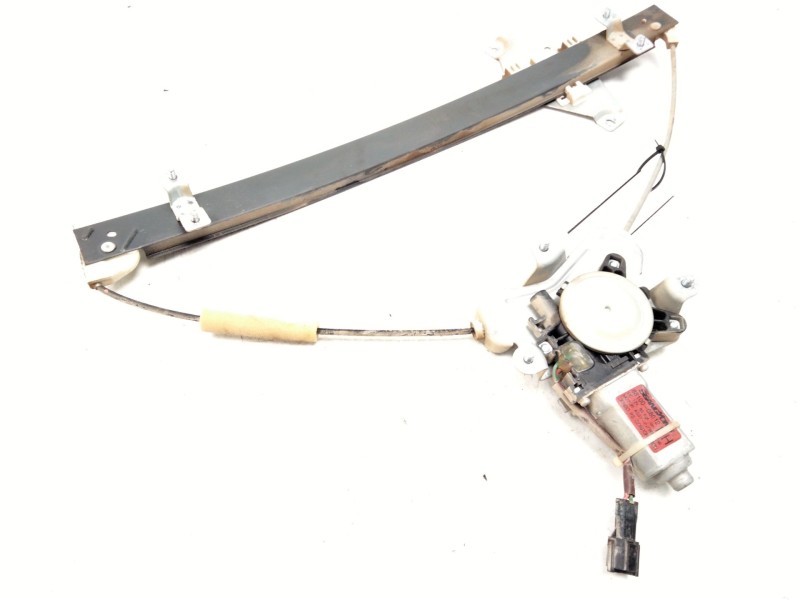 Recambio de elevalunas delantero derecho para ssangyong rexton w / rexton 2.0 xdi referencia OEM IAM 8810008012  