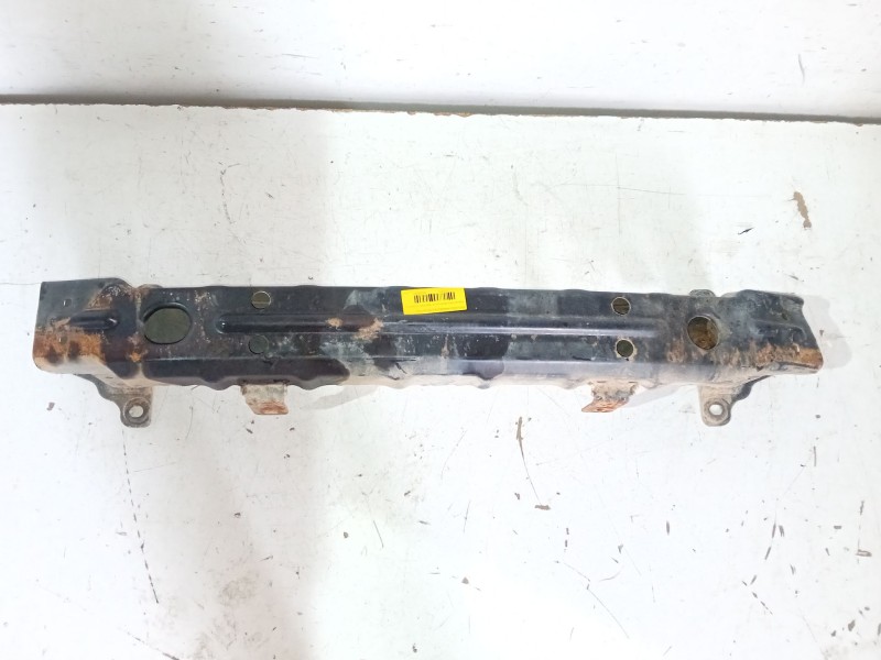 Recambio de refuerzo paragolpes delantero para ssangyong rexton w / rexton 2.0 xdi referencia OEM IAM   