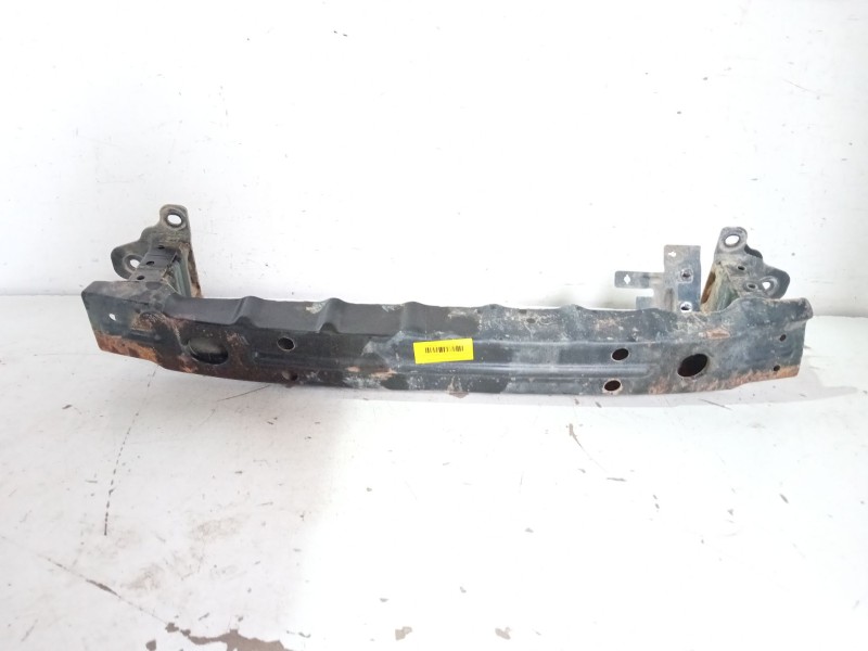 Recambio de refuerzo paragolpes delantero para ssangyong rexton w / rexton 2.0 xdi referencia OEM IAM   