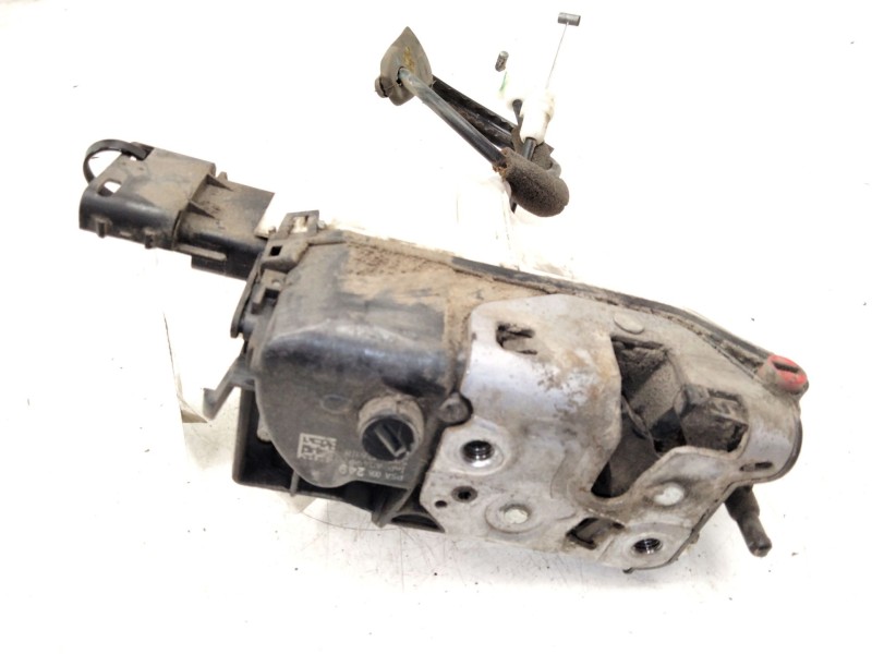 Recambio de cerradura puerta trasera derecha para citroën c3 ii (sc_) 1.4 hdi 70 (sc8hzc, sc8hr0, sc8hp4) referencia OEM IAM   