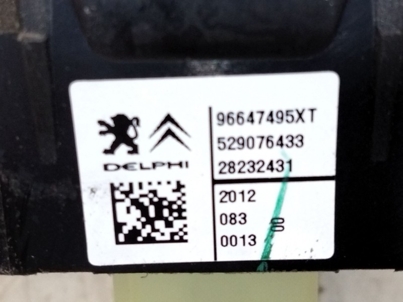Recambio de mando elevalunas delantero izquierdo para citroën c3 ii (sc_) 1.4 hdi 70 (sc8hzc, sc8hr0, sc8hp4) referencia OEM IAM