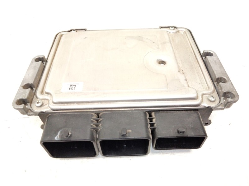 Recambio de centralita motor uce para citroën c3 ii (sc_) 1.4 hdi 70 (sc8hzc, sc8hr0, sc8hp4) referencia OEM IAM 9676833080 0281