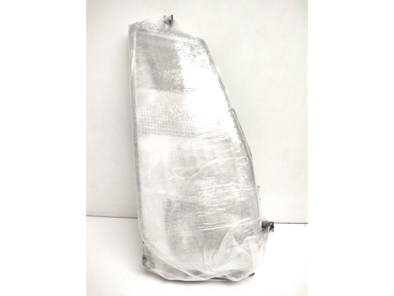 Recambio de faro derecho para renault maxity referencia OEM IAM 89317201  