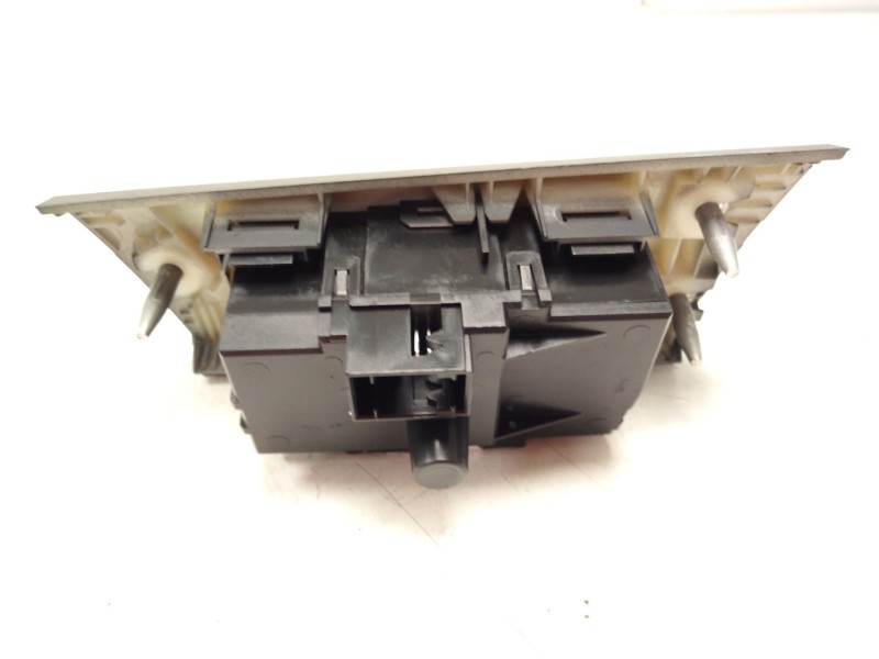 Recambio de mando luces para bmw 3 (e90) 318 d referencia OEM IAM 9169406  