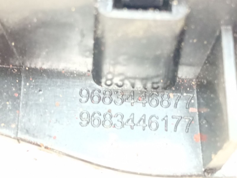 Recambio de maneta interior delantera izquierda para citroën c3 ii (sc_) 1.4 hdi 70 (sc8hzc, sc8hr0, sc8hp4) referencia OEM IAM 