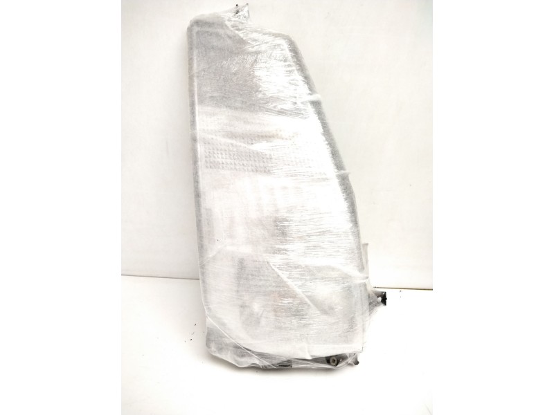 Recambio de faro derecho para renault maxity referencia OEM IAM 89317221  