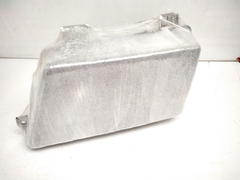 Recambio de faro izquierdo para mercedes-benz vario (tw2) bm 668 / 670 referencia OEM IAM 6708200561  