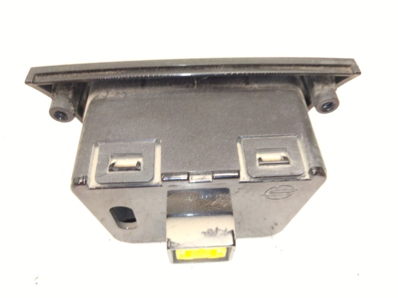 Recambio de pantalla multifuncion para ssangyong rexton w / rexton 2.0 xdi referencia OEM IAM 201407150247  