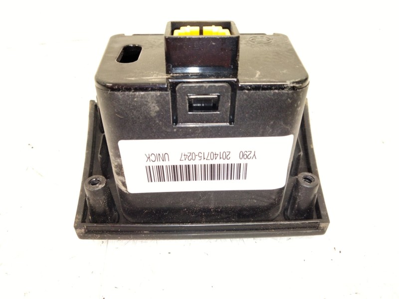 Recambio de pantalla multifuncion para ssangyong rexton w / rexton 2.0 xdi referencia OEM IAM 201407150247  