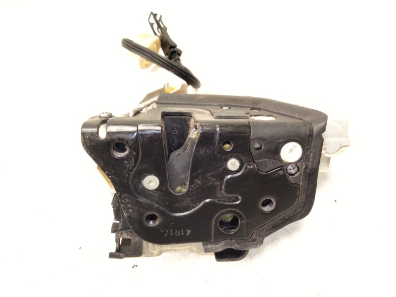 Recambio de cerradura puerta trasera derecha para volkswagen touareg (7la, 7l6, 7l7) 3.0 v6 tdi referencia OEM IAM 4G0839016  