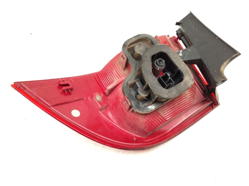 Recambio de piloto trasero izquierdo para volkswagen touareg (7la, 7l6, 7l7) 3.0 v6 tdi referencia OEM IAM 7P6945095  