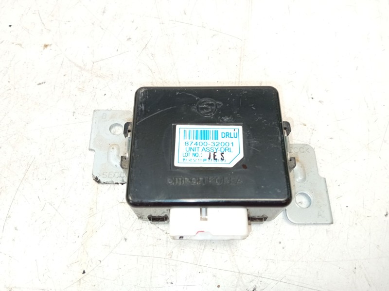 Recambio de modulo electronico para ssangyong rexton w / rexton 2.0 xdi referencia OEM IAM 8740032001  