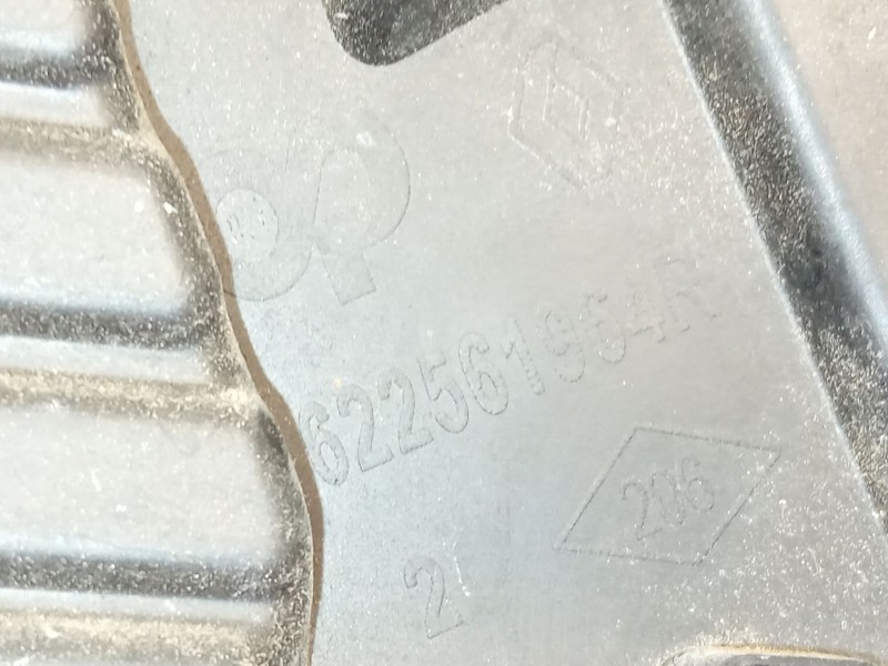 Recambio de rejilla delantera para renault grand scénic iv (r9_) 1.3 tce 140 referencia OEM IAM 622561964R  