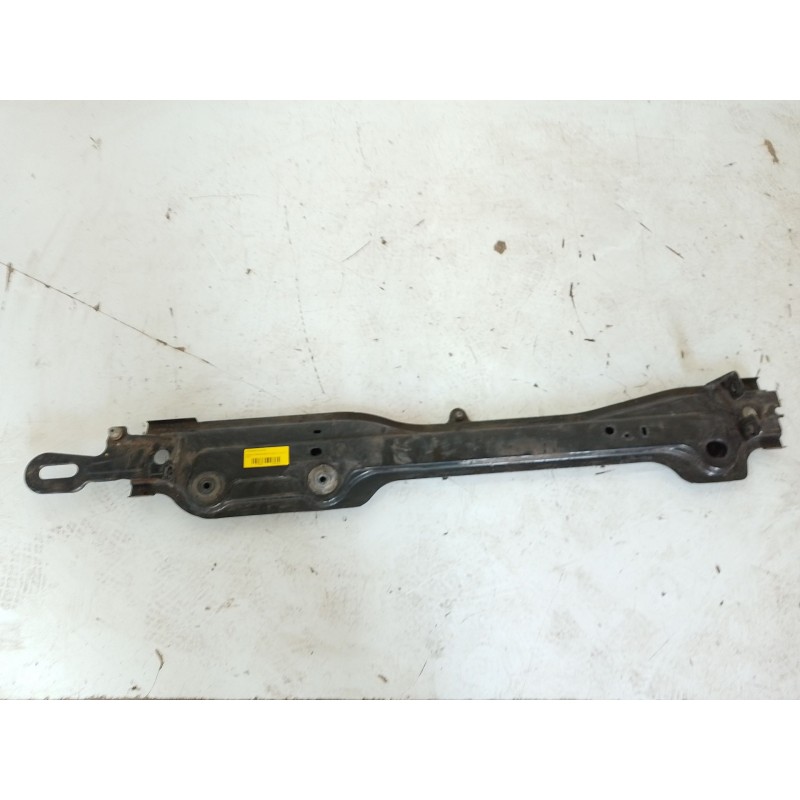 Recambio de travesaño inferior para renault grand scénic iv (r9_) 1.3 tce 140 referencia OEM IAM   