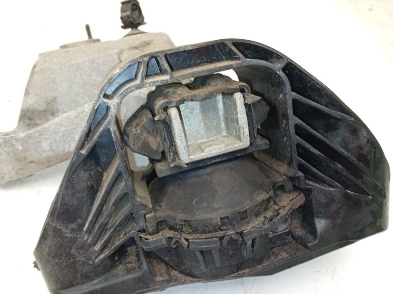 Recambio de soporte motor derecho superior para renault grand scénic iv (r9_) 1.3 tce 140 referencia OEM IAM 112327345R  