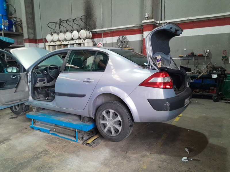 renault megane ii sedán (lm0/1_) del año 2003