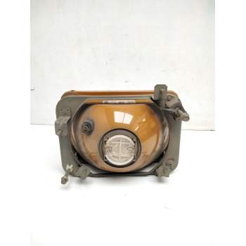 Recambio de faro derecho para seat 127 (127a) 0.9 referencia OEM IAM 061763 CON SOPORTE FURA