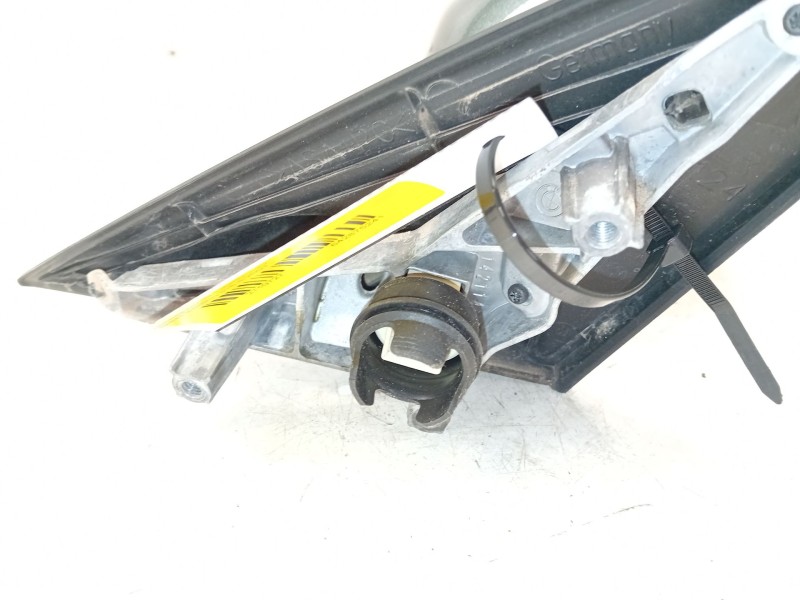 Recambio de retrovisor derecho para bmw 3 (e90) 318 d referencia OEM IAM 7182695  