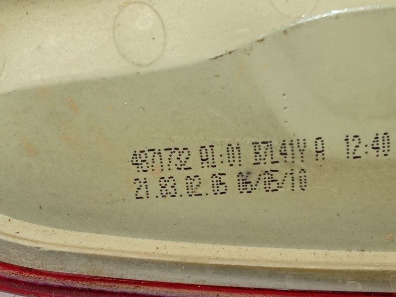 Recambio de piloto trasero derecho para bmw 3 (e90) 318 d referencia OEM IAM 4871732  