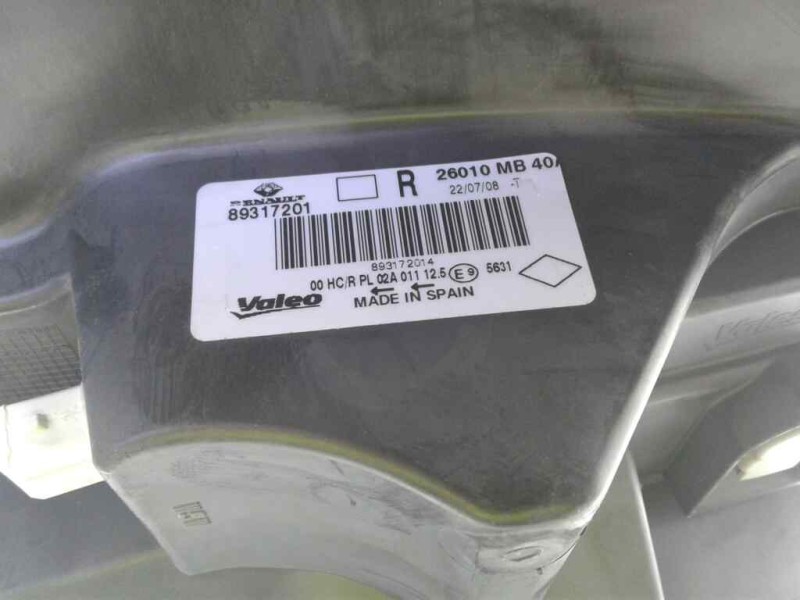 Recambio de faro derecho para renault maxity referencia OEM IAM 89317201 26010MB40A 