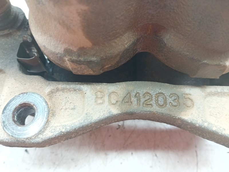 Recambio de pinza freno delantera derecha para ssangyong rexton w / rexton 2.0 xdi referencia OEM IAM   