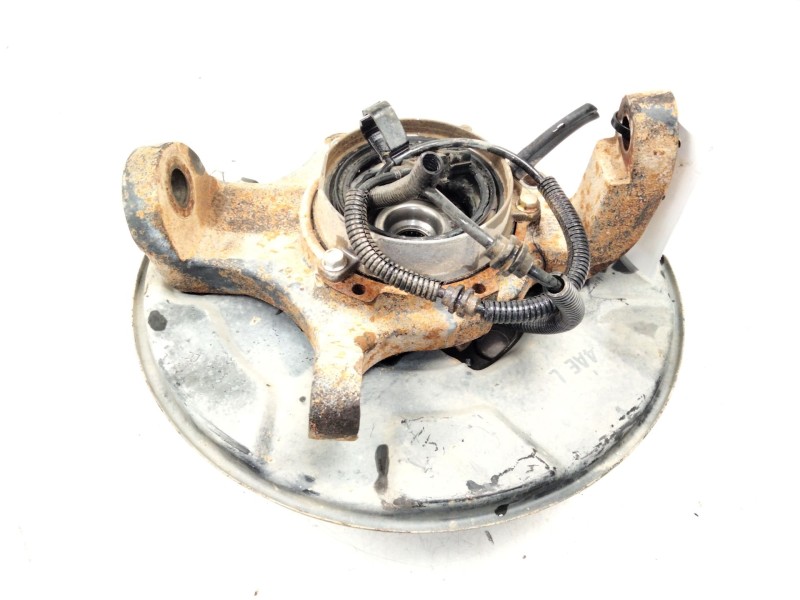 Recambio de mangueta delantera derecha para ssangyong rexton w / rexton 2.0 xdi referencia OEM IAM   