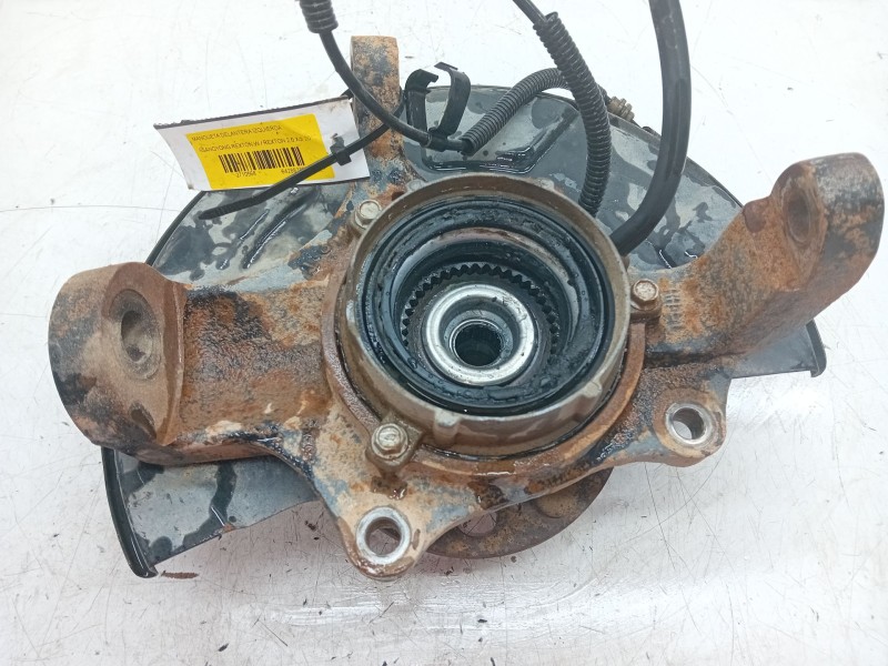 Recambio de mangueta delantera izquierda para ssangyong rexton w / rexton 2.0 xdi referencia OEM IAM   