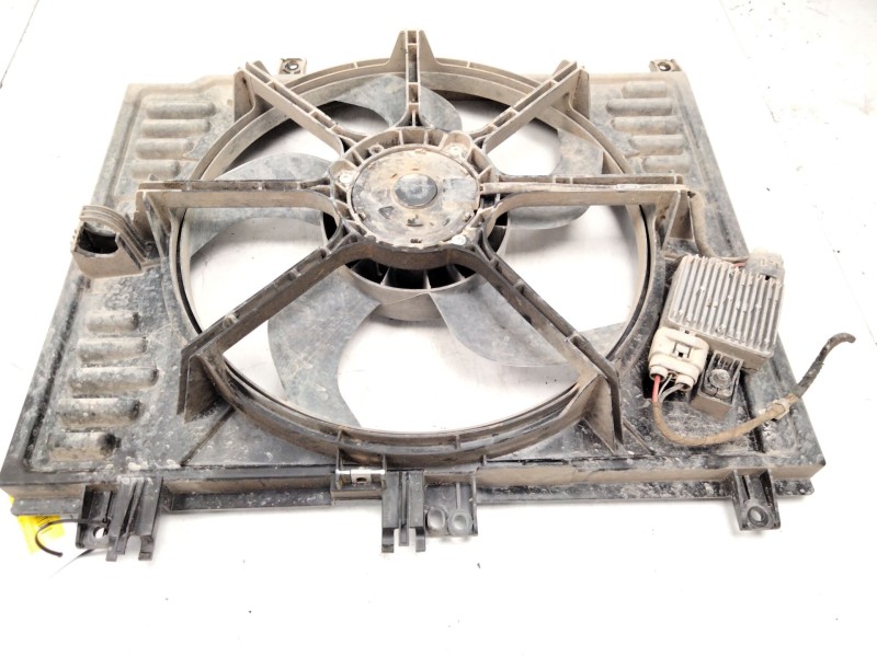 Recambio de electroventilador para ssangyong rexton w / rexton 2.0 xdi referencia OEM IAM   