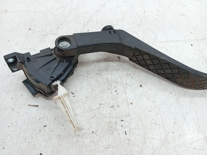 Recambio de pedal acelerador para volkswagen touareg (7la, 7l6, 7l7) 3.0 v6 tdi referencia OEM IAM 7L0723507D  