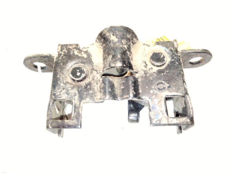 Recambio de cerradura maletero / porton para ssangyong rexton w / rexton 2.0 xdi referencia OEM IAM   