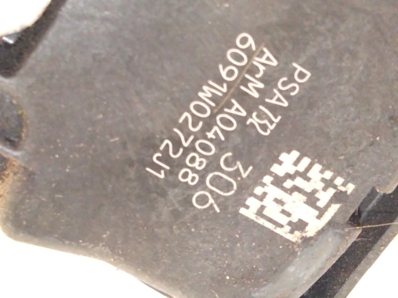 Recambio de cerradura puerta delantera izquierda para citroën c3 lx referencia OEM IAM 732306  