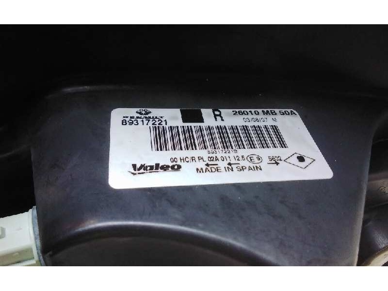 Recambio de faro derecho para renault maxity referencia OEM IAM 89317221 26010MB50A 