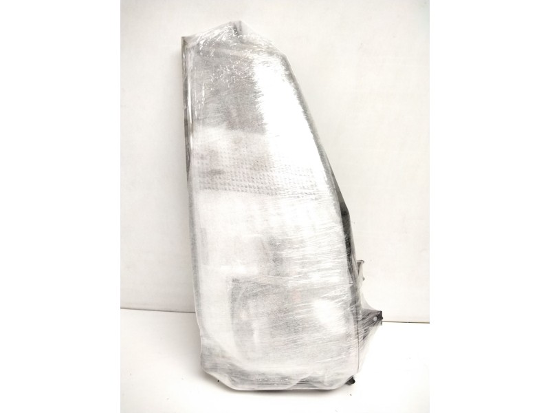 Recambio de faro derecho para renault maxity referencia OEM IAM 89317201 26010MB40A 