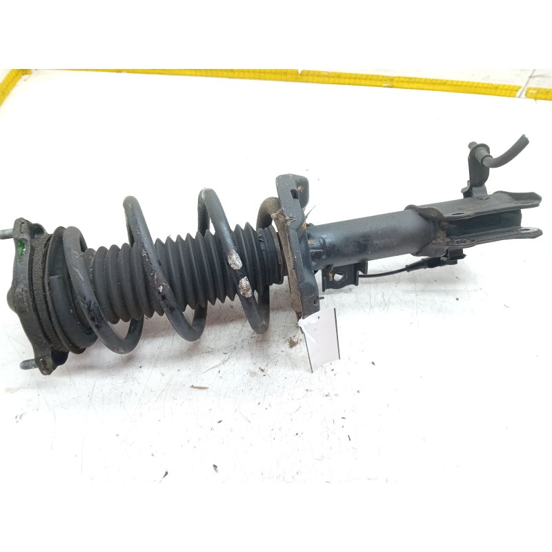 Recambio de amortiguador delantero derecho para kia ceed (cd) 1.6 crdi 136 referencia OEM IAM   