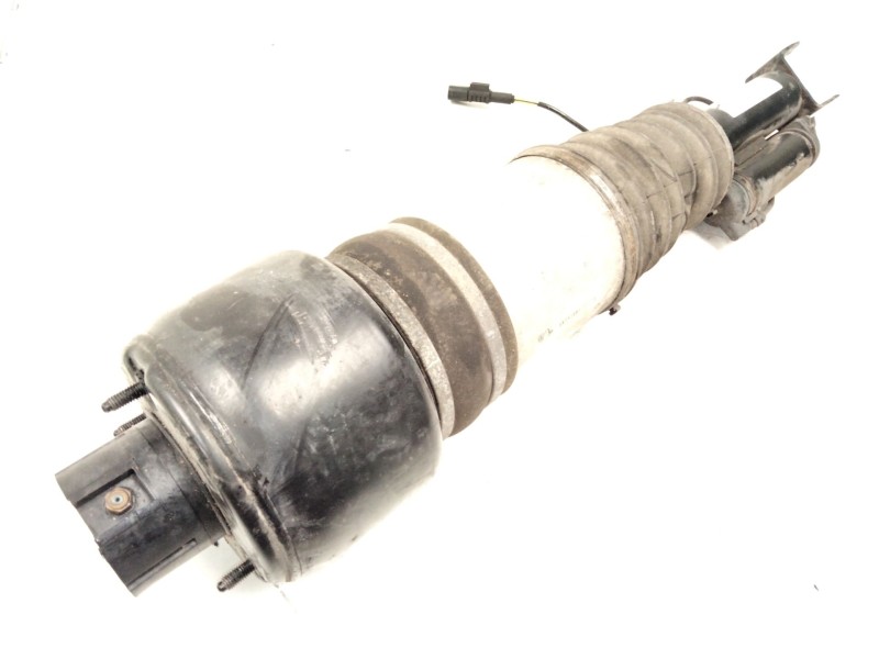 Recambio de amortiguador delantero izquierdo para mercedes-benz cls (c218) cls 350 cdi / d (218.323) referencia OEM IAM A2123234
