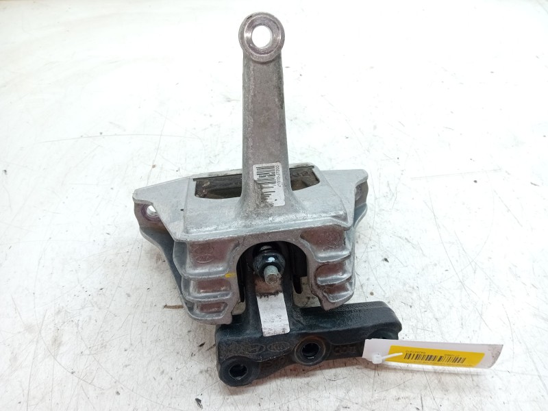 Recambio de soporte motor derecho superior para kia ceed (cd) 1.6 crdi 136 referencia OEM IAM 21810J7200  
