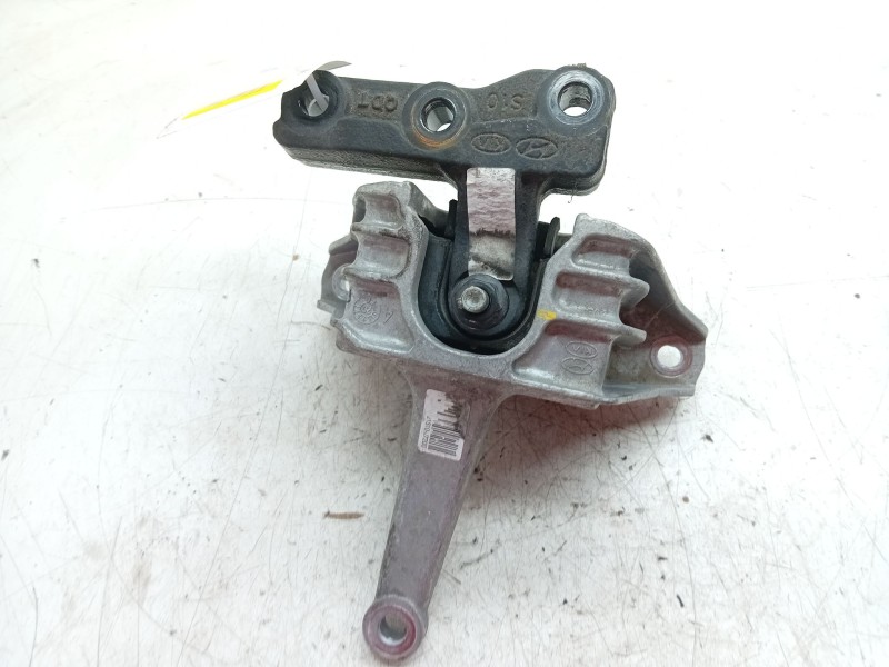 Recambio de soporte motor derecho superior para kia ceed (cd) 1.6 crdi 136 referencia OEM IAM 21810J7200  