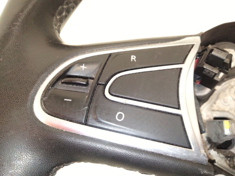 Recambio de volante para renault grand scénic iv (r9_) 1.3 tce 140 referencia OEM IAM 484001840R  