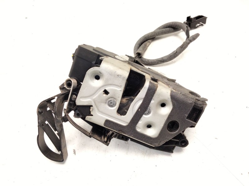 Recambio de cerradura puerta delantera derecha para ford focus iii 1.0 ecoboost referencia OEM IAM BM5AA21812  