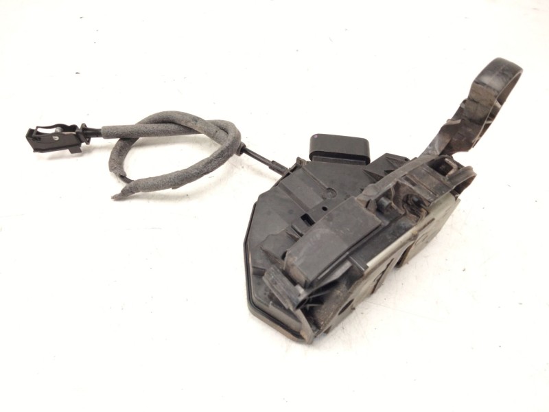 Recambio de cerradura puerta delantera derecha para ford focus iii 1.0 ecoboost referencia OEM IAM BM5AA21812  