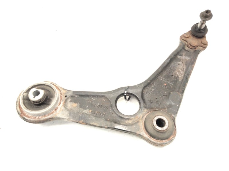 Recambio de brazo suspension inferior delantero izquierdo para renault grand scénic iv (r9_) 1.3 tce 140 referencia OEM IAM   
